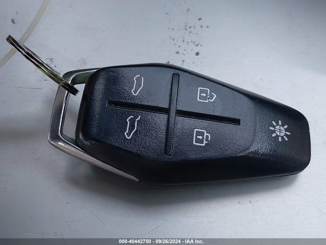 Fisker Ocean One 2023 VCF1ZBU28PG003196 Image 11