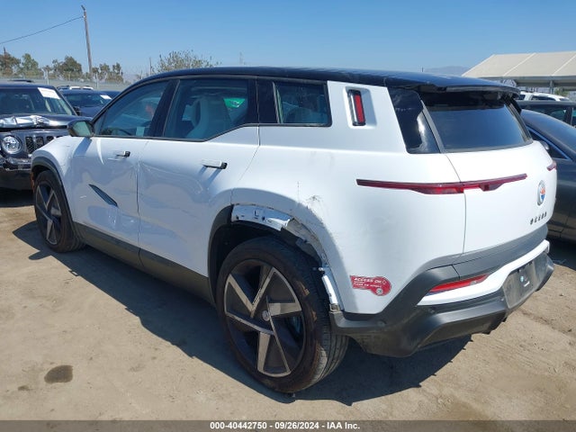 Fisker Ocean One 2023 VCF1ZBU28PG003196 Image 3