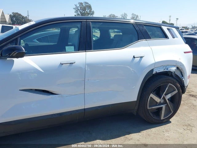 Fisker Ocean One 2023 VCF1ZBU28PG003196 Image 6