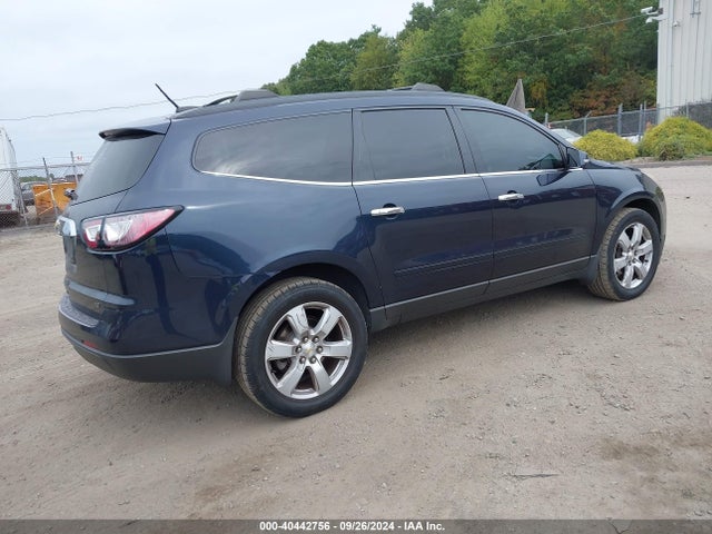 Chevrolet Traverse Lt 2017 1GNKVGKD4HJ232455 Image 4