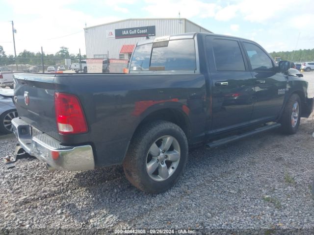 2016 RAM 1500 1C6RR6LT4GS195063 Photo 3