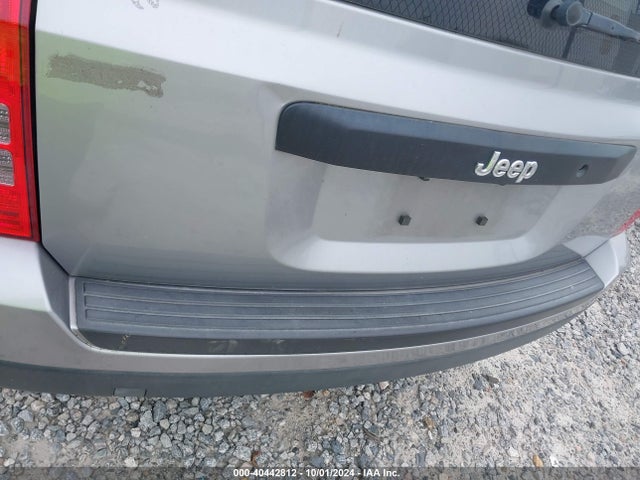 1C4NJPBB9FD274342 Jeep Patriot Sport