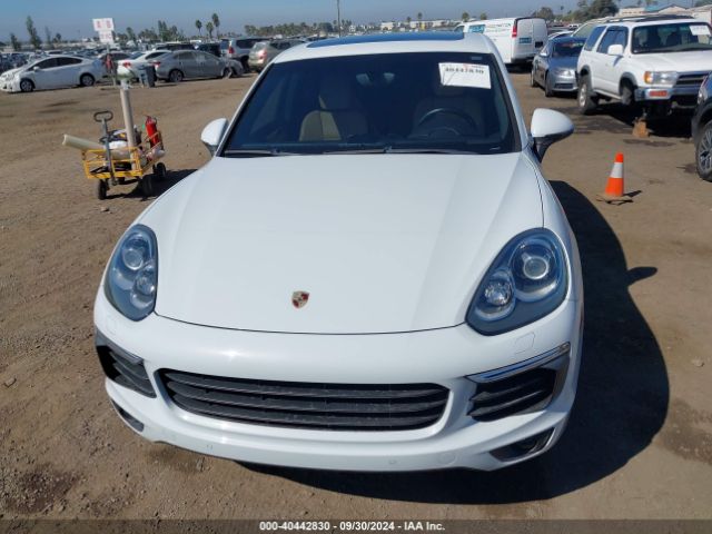 WP1AA2A21JKA03099 Porsche Cayenne Platinum Edition