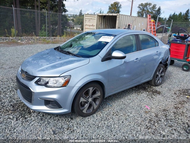 Chevrolet Sonic Premier 2018 1G1JF5SB8J4104253 Image 2