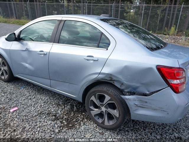 Chevrolet Sonic Premier 2018 1G1JF5SB8J4104253 Image 6