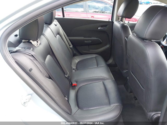 Chevrolet Sonic Premier 2018 1G1JF5SB8J4104253 Image 8