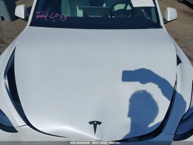2023 TESLA MODEL Y 7SAYGDEE5PA079672 Photo 9