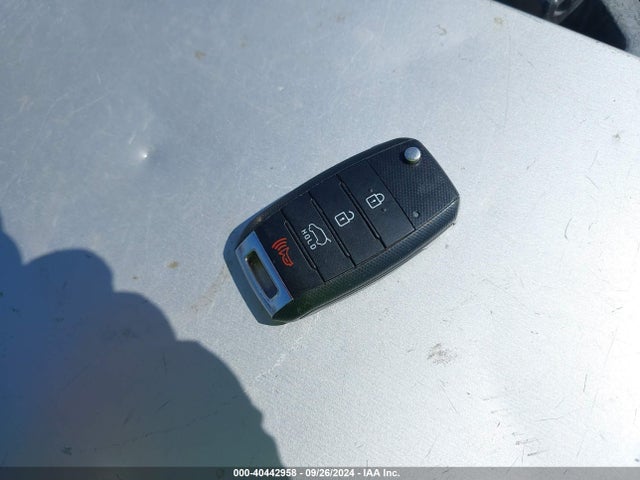 KIA Soul 2017 KNDJN2A24H7458239 Image 11