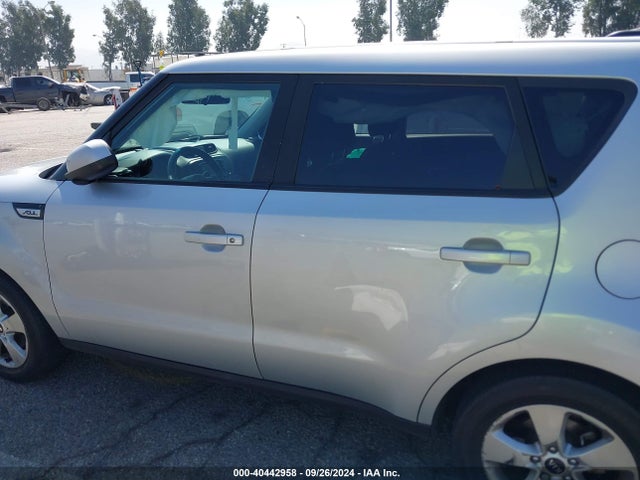 KIA Soul 2017 KNDJN2A24H7458239 Image 14