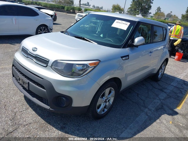 KIA Soul 2017 KNDJN2A24H7458239 Image 2