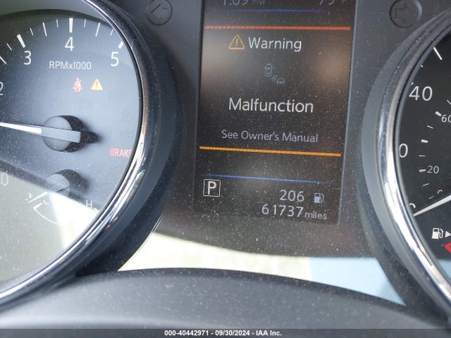 Nissan ROGUE SV 2018 5N1AT2MT1JC750479 Image 16