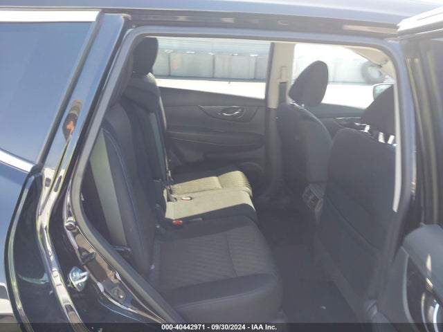 Nissan ROGUE SV 2018 5N1AT2MT1JC750479 Image 8