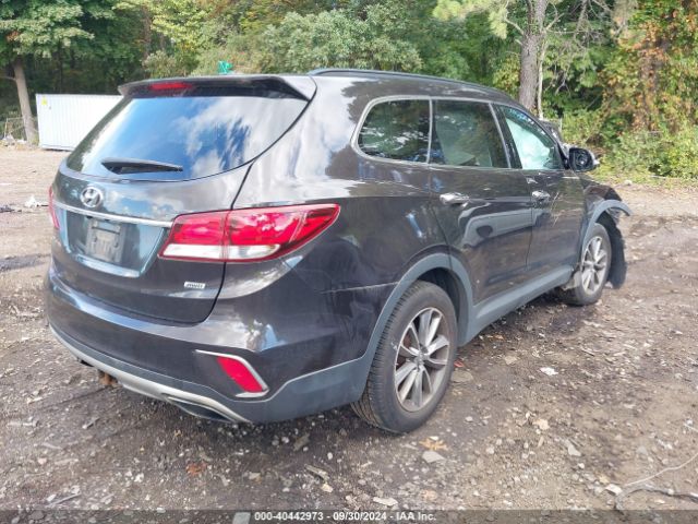 KM8SNDHF5HU169523 Hyundai Santa Fe Se