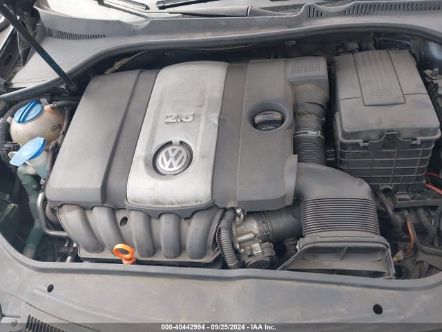 40442994 :رقم المزاد ، 3VWJM71K39M013754 vin ، 2009 Volkswagen Jetta S مزاد بيع