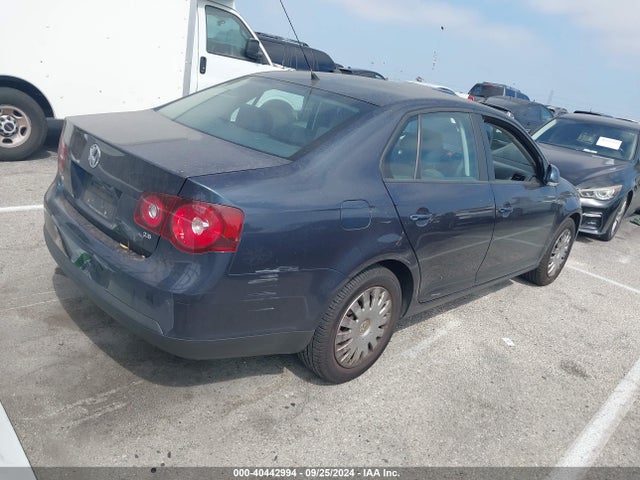 40442994 :رقم المزاد ، 3VWJM71K39M013754 vin ، 2009 Volkswagen Jetta S مزاد بيع
