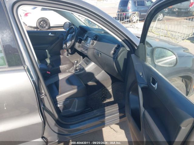 WVGBV7AX9GW512471 Volkswagen TIGUAN S