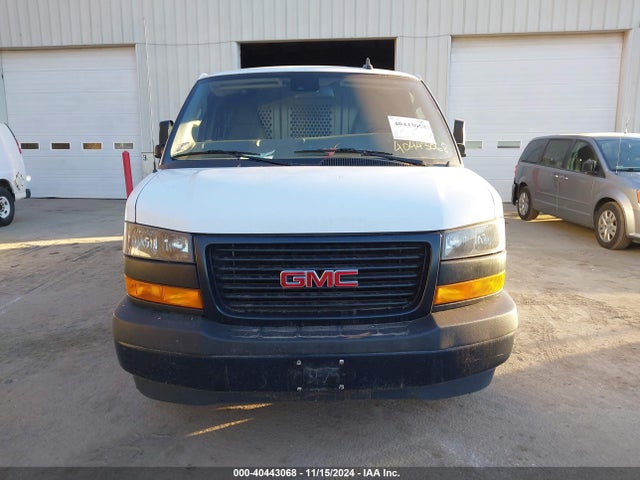 GMC Savana 3500 Work Van 2019 1GTZ7HFG2K1181797 Image 12