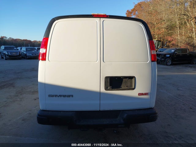 GMC Savana 3500 Work Van 2019 1GTZ7HFG2K1181797 Image 16
