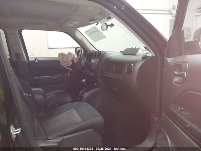 1C4NJRBB4FD312703 Jeep Patriot Altitude Edition