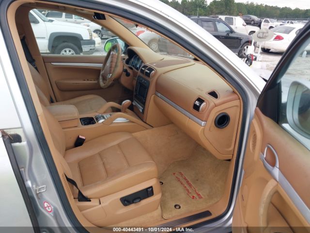2004 PORSCHE CAYENNE WP1AB29P24LA69706 Photo 4