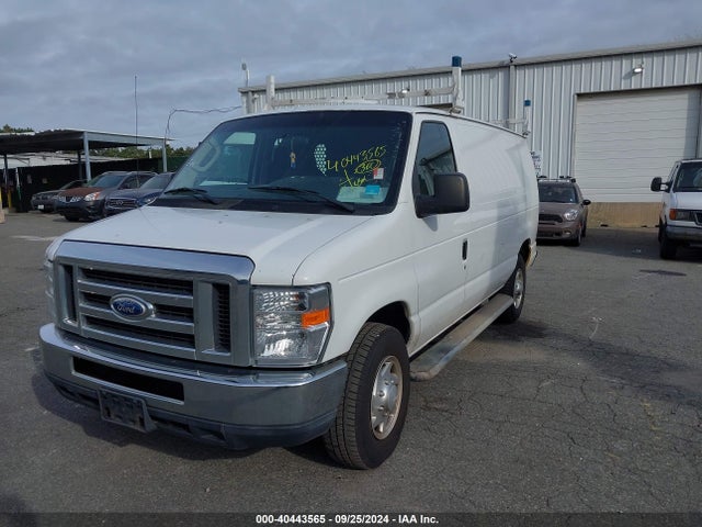 Ford E-250 Commercial 2014 1FTNE2EW8EDA55053 Image 2
