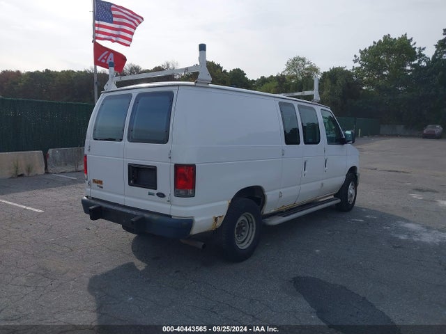 Ford E-250 Commercial 2014 1FTNE2EW8EDA55053 Image 4