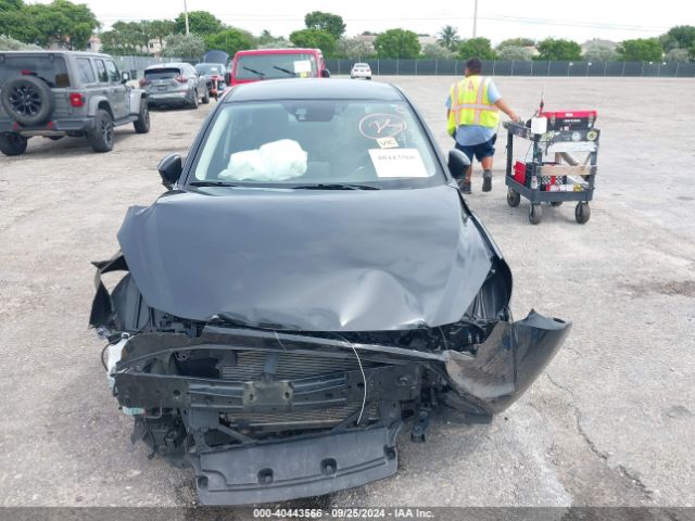 3MYDLBYVXJY327132 Toyota YARIS IA