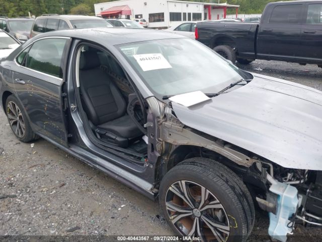 1VWSA7A35MC017384 Volkswagen Passat 2.0t Se