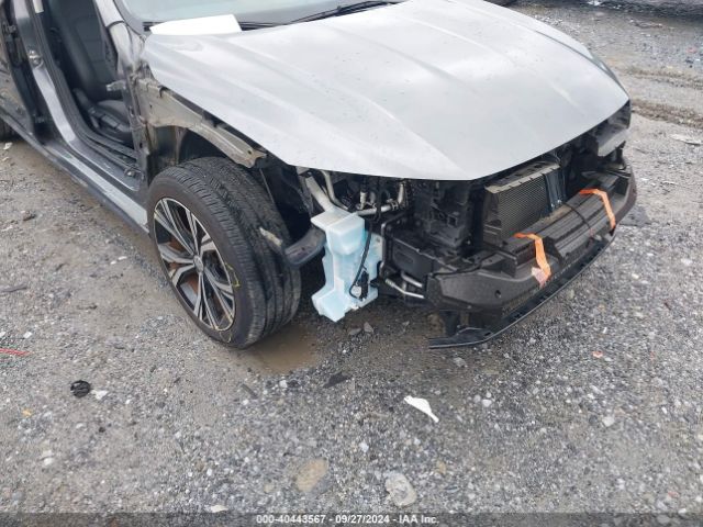 1VWSA7A35MC017384 Volkswagen Passat 2.0t Se