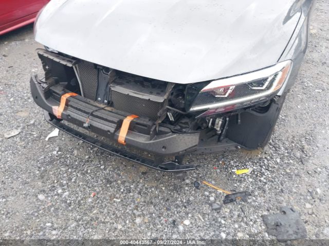 1VWSA7A35MC017384 Volkswagen Passat 2.0t Se