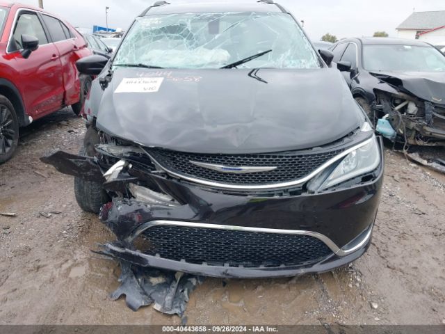 2C4RC1EG6HR627877 Chrysler Pacifica Touring-l Plus