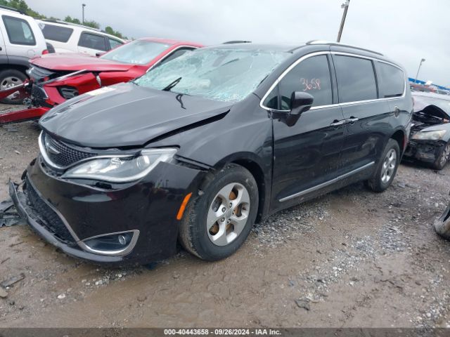 2C4RC1EG6HR627877 Chrysler Pacifica Touring-l Plus