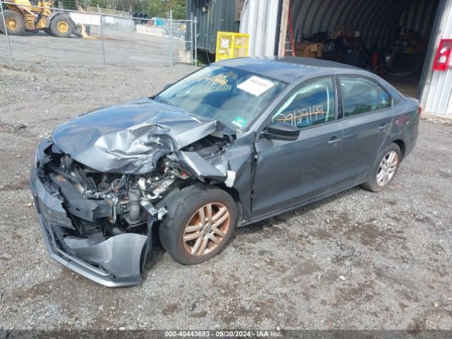 3VW2K7AJ0FM208806 Volkswagen Jetta 2.0l S
