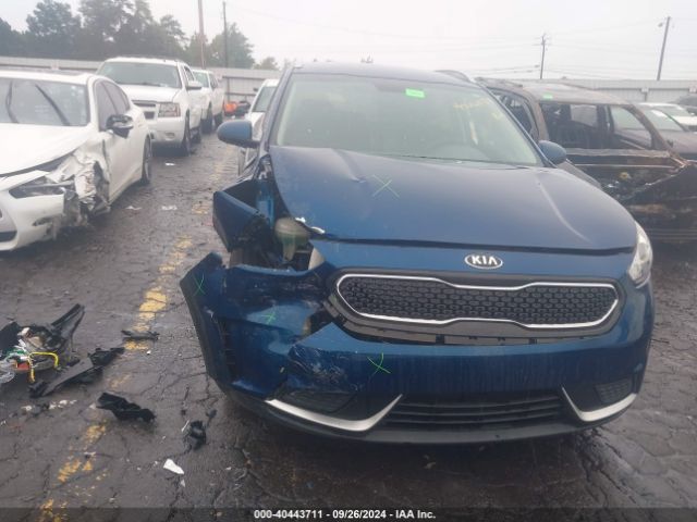 KNDCB3LC4K5252029 KIA NIRO LX