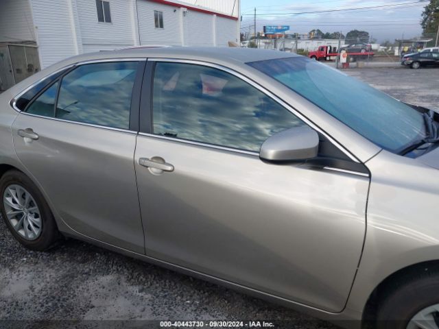 4T1BF1FK4GU259935 Toyota CAMRY LE