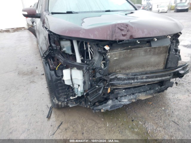 5XYKUDA77EG489451 KIA Sorento Ex V6