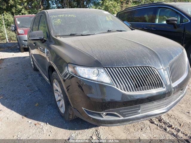 2LMHJ5NKXGBL00970 Lincoln Mkt Livery
