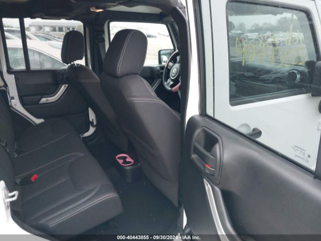1C4BJWEG2EL138756 Jeep Wrangler Unlimited Sahara