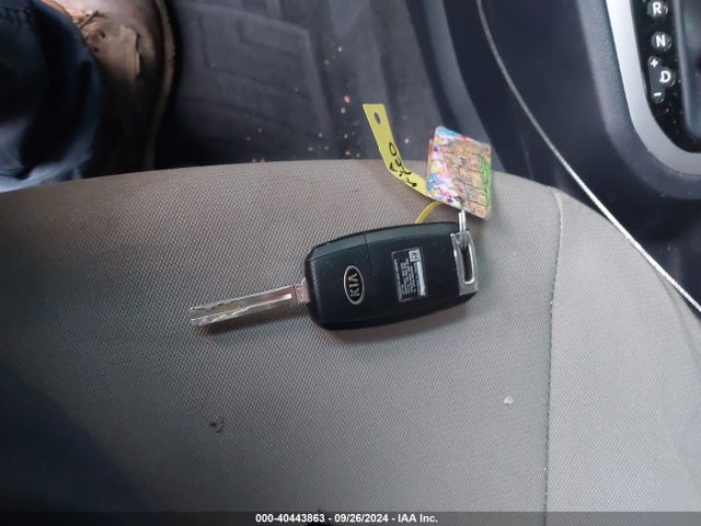 KIA RIO LX 2016 KNADM4A35G6658584 Image 11
