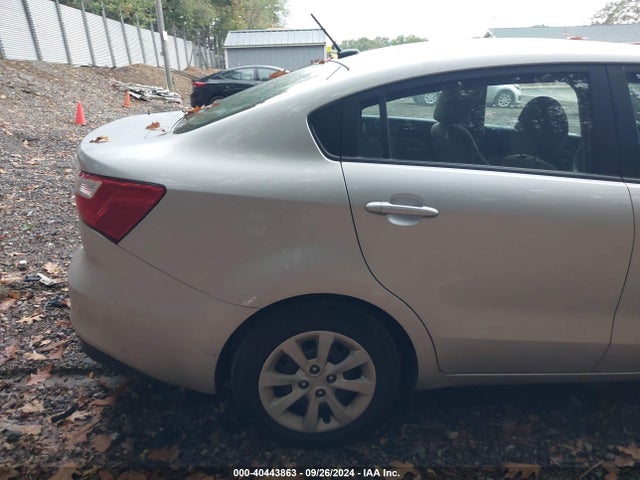 KIA RIO LX 2016 KNADM4A35G6658584 Image 16
