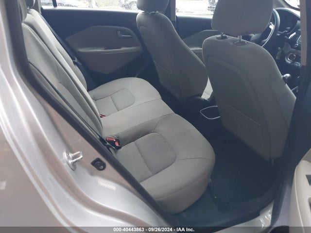 KIA RIO LX 2016 KNADM4A35G6658584 Image 8