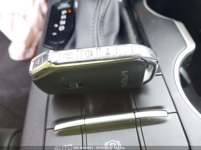 5XXG64J21NG167879 KIA K5 Gt-line