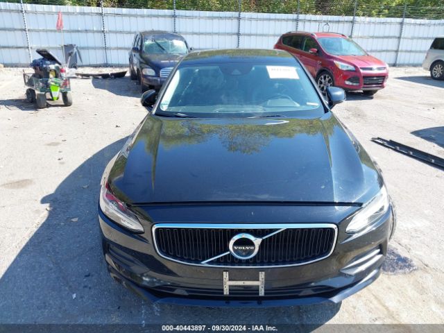 LVY982MK7JP025230 Volvo S90 T5 Momentum