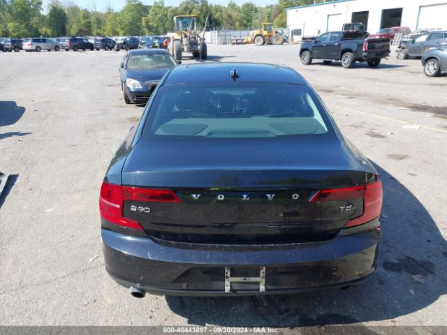 LVY982MK7JP025230 Volvo S90 T5 Momentum