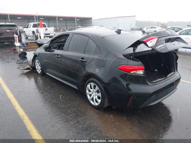Toyota COROLLA LE 2021 5YFEPMAE0MP169854 Image 3