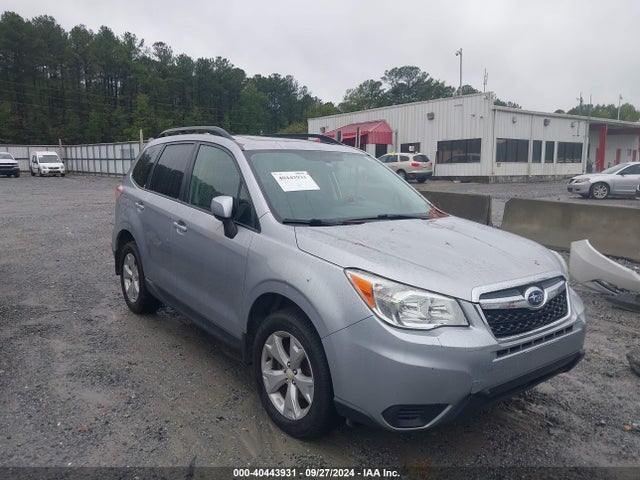 Subaru Forester 2.5i Premium 2016 JF2SJADCXGH472770 Image 13