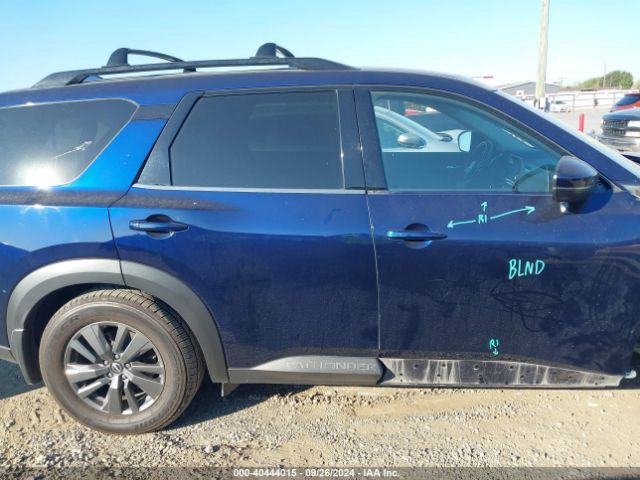 5N1DR3BB7NC215299 Nissan Pathfinder Sv 2wd