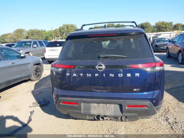 5N1DR3BB7NC215299 Nissan Pathfinder Sv 2wd