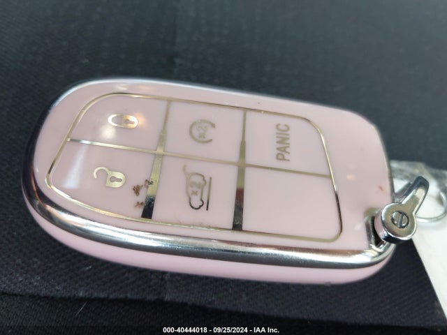 Chrysler 200 Limited 2015 1C3CCCAB1FN708442 Image 11