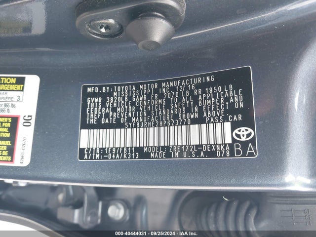 Toyota COROLLA LE 2017 5YFBURHE2HP623770 Image 9